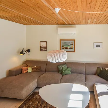 Cozy In With Kitchen * Anholt