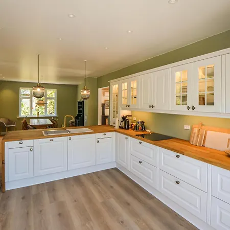 Cozy In With Kitchen Holiday home *