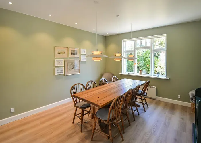 6 Bedroom Beautiful In * Anholt
